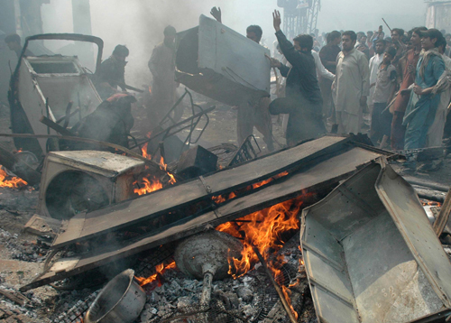 Violence in Lahore 2013