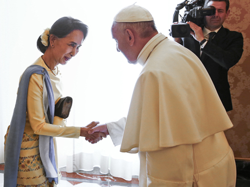 Pope and Aung San Suu Kyi