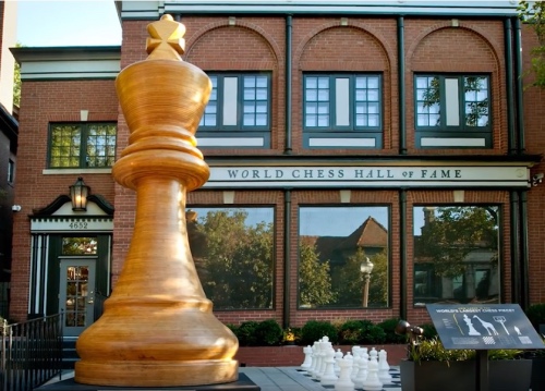 Worlds largest chess piece1