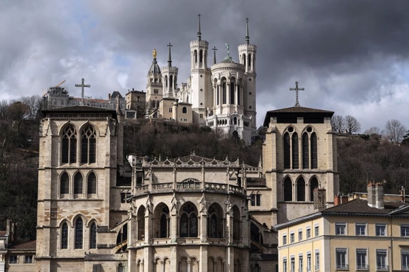France Church attacks1