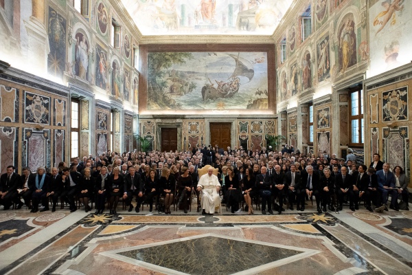Pope and journalists