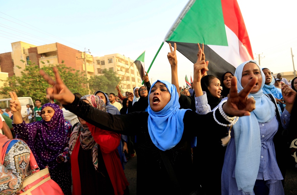 Female Sudanese protestors
