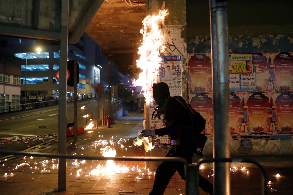 Hong Kong protests fire