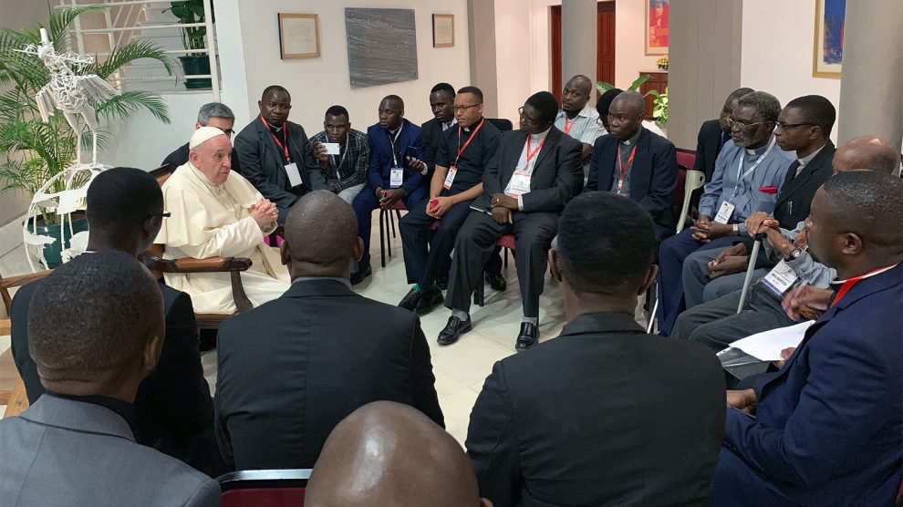 Pope meets with Jesuits 1