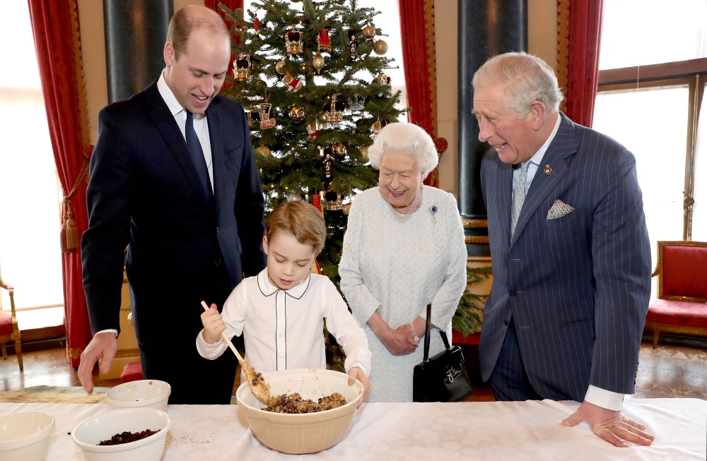 Britain royal family Christmas image