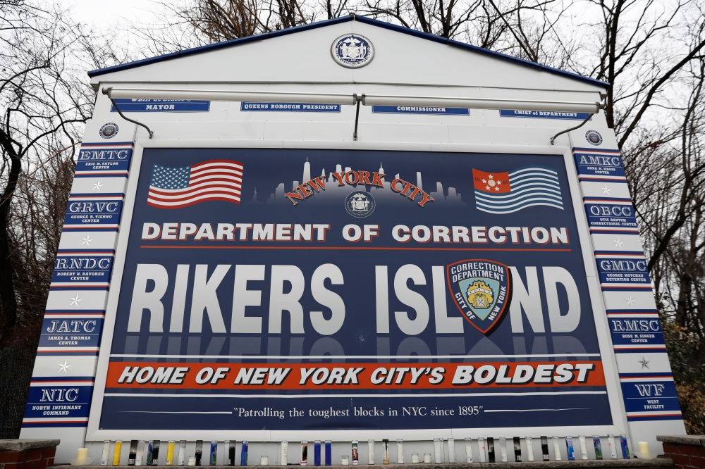 Rikers Island2