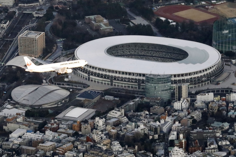 Tokyo stadium flight paths