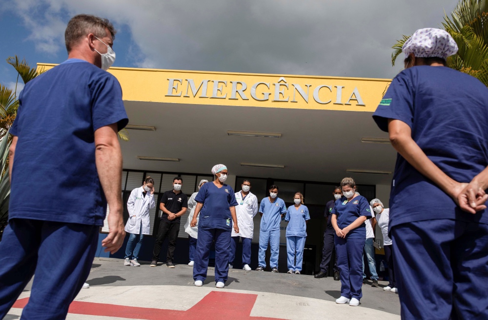 Coronanvirus Brazil medical staff