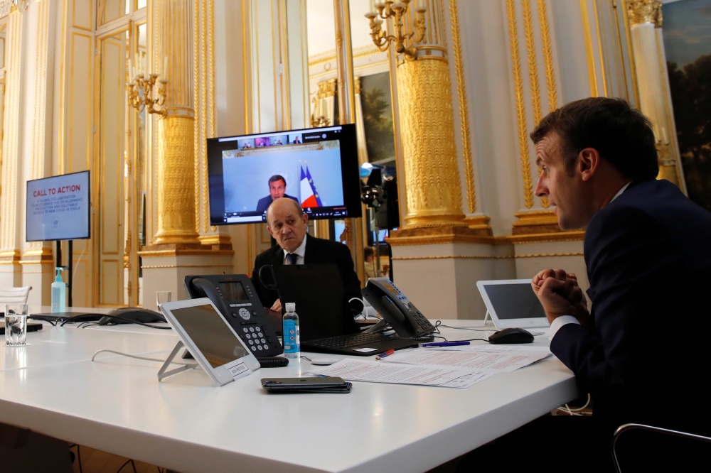Coronavirus Emmanuel Macron video conference