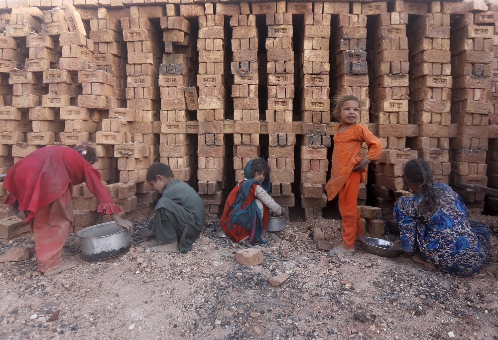 Afghanistan child labour 2015