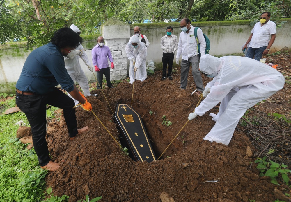 Coronavirus India burial
