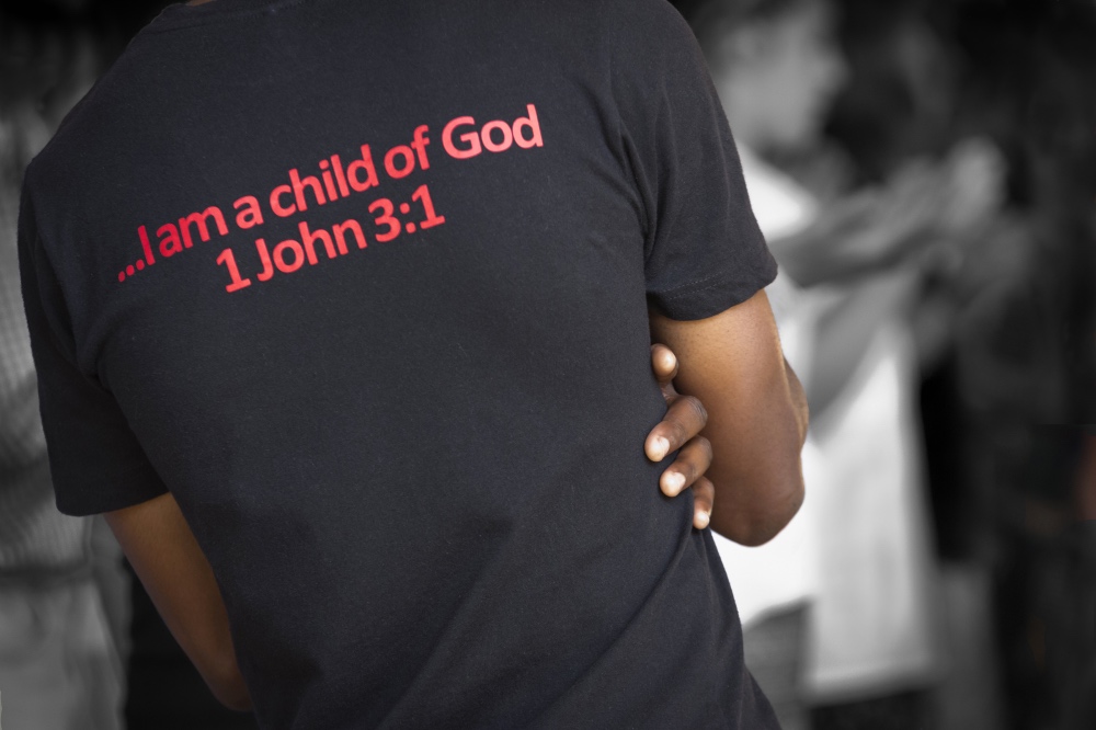 T shirt I am a child of God
