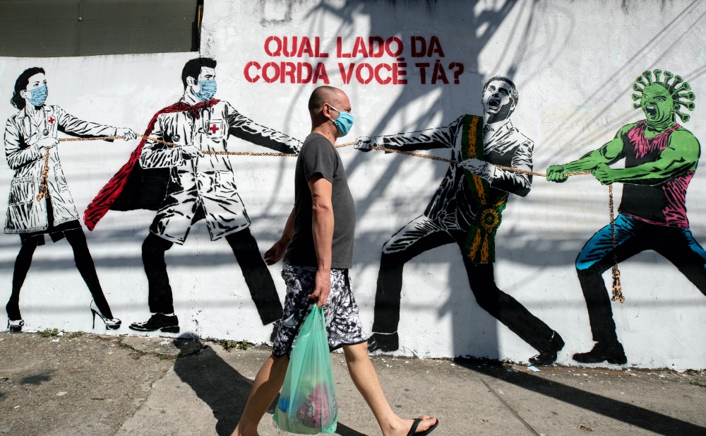 Coronavirus Brazil mural