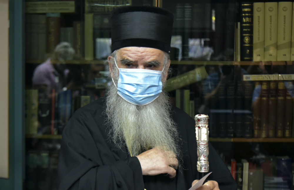 Montenegro Serbian Orthodox bishop Amfilohije mask2