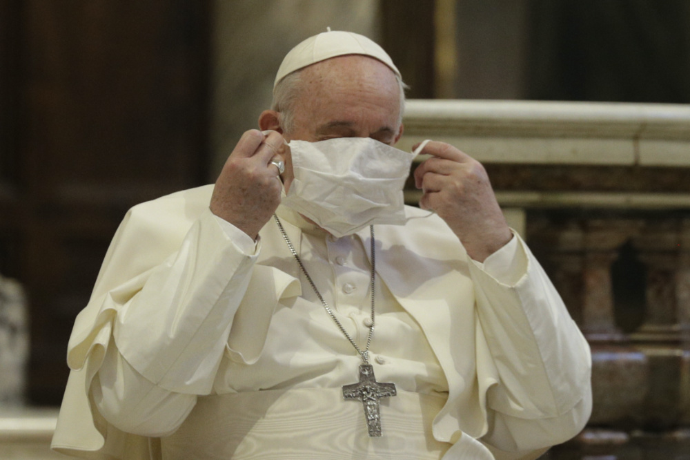Pope Francis face mask 20 Oct 2020