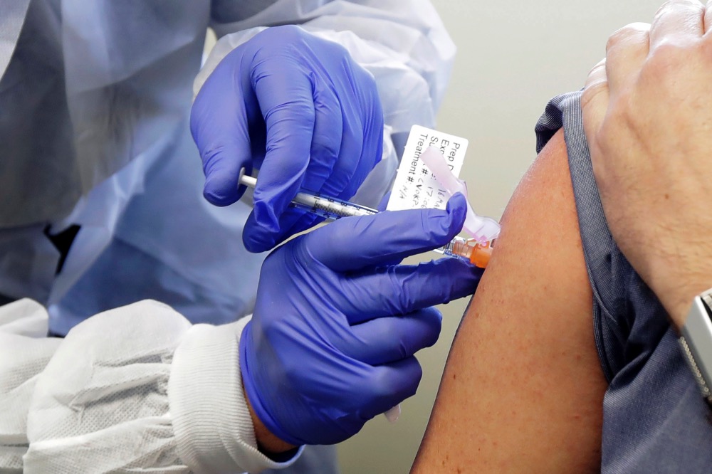 Coronavirus vaccination trials in US