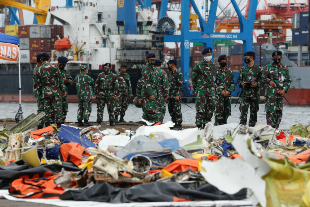 Indonesia Sriwijaya Air debris