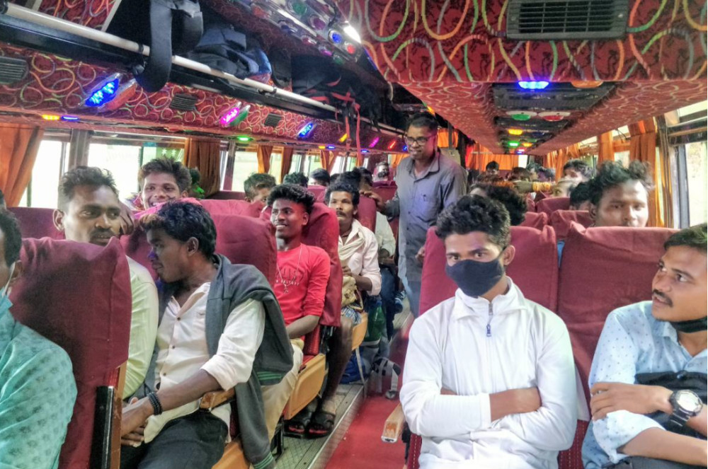 India nonprofit buses1