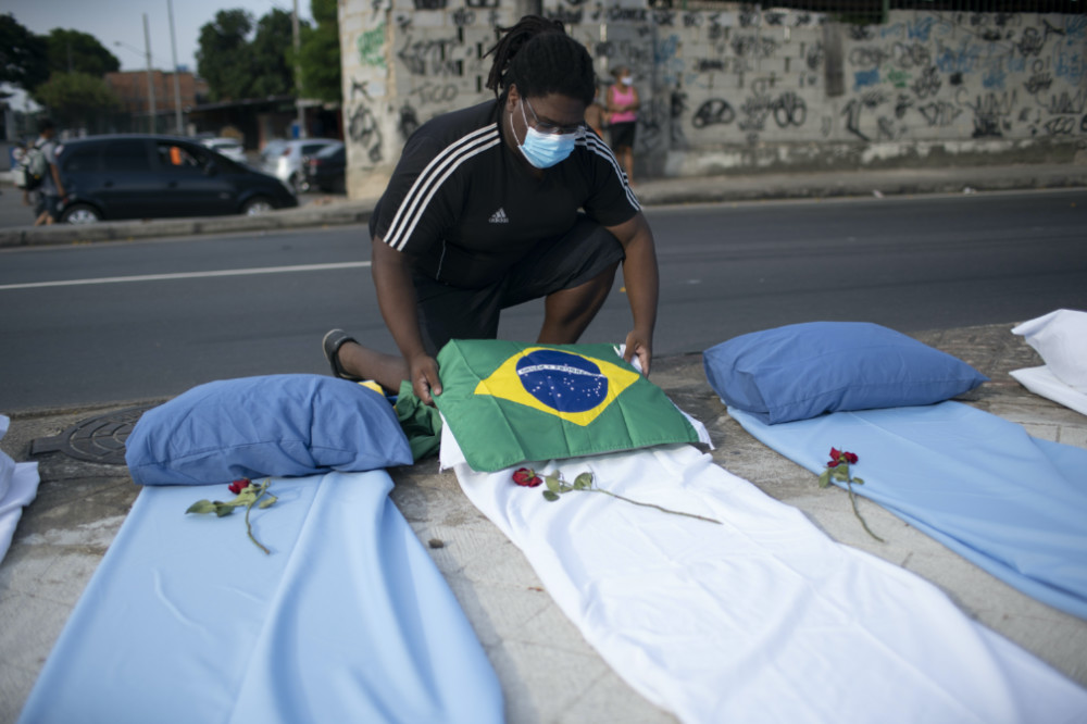 Coronavirus Brazil protest