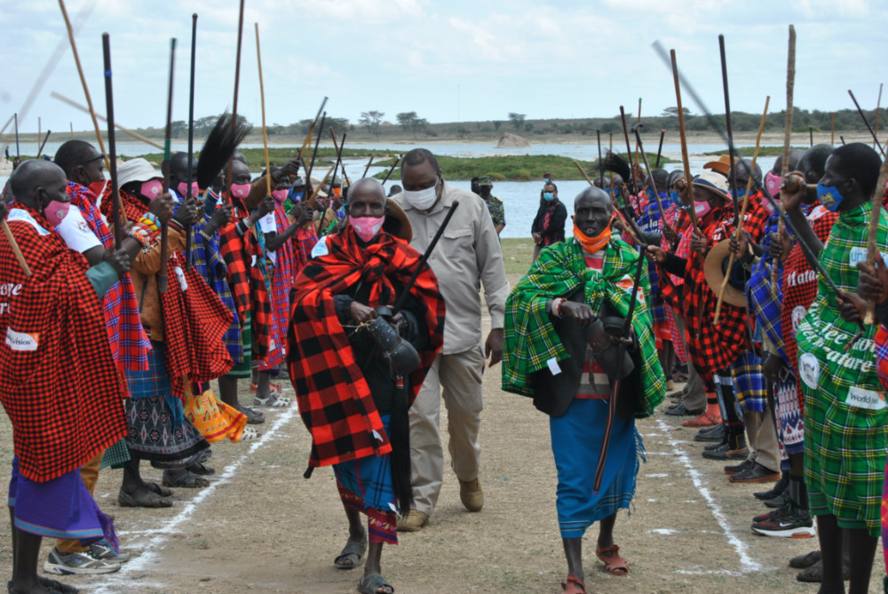 Kenya tribal elders and Kenyan President Uhuru Kenyatta