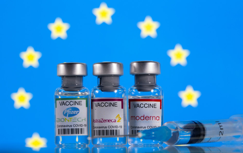 Coronavirus vaccines and EU flag