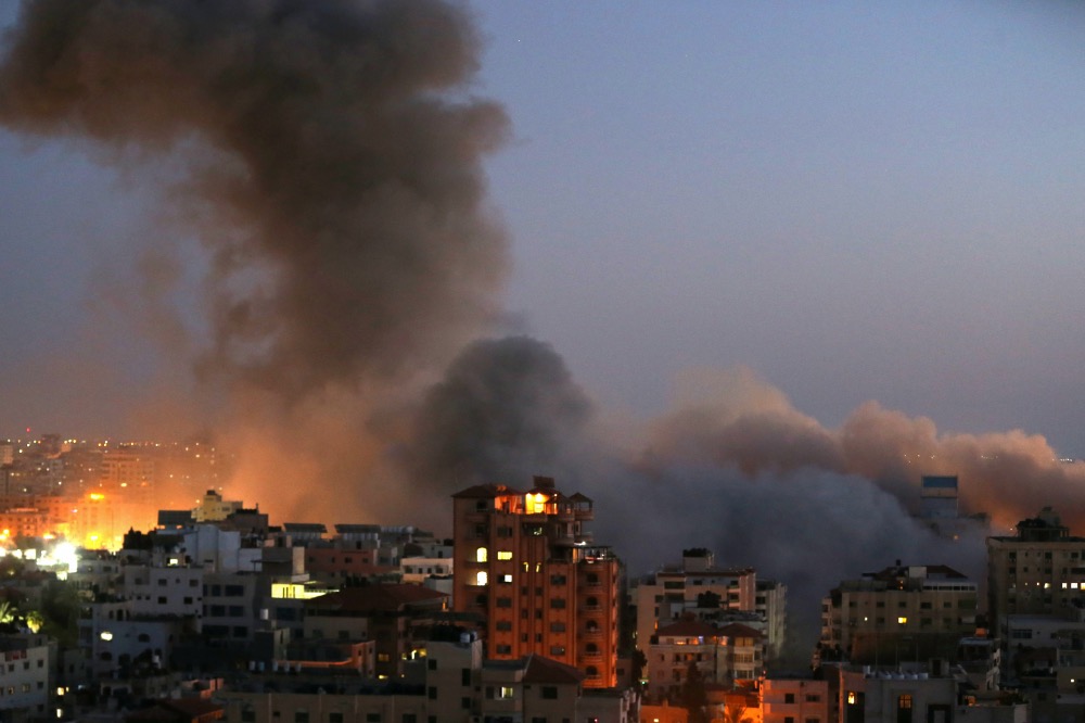 Gaza fires airstrikes