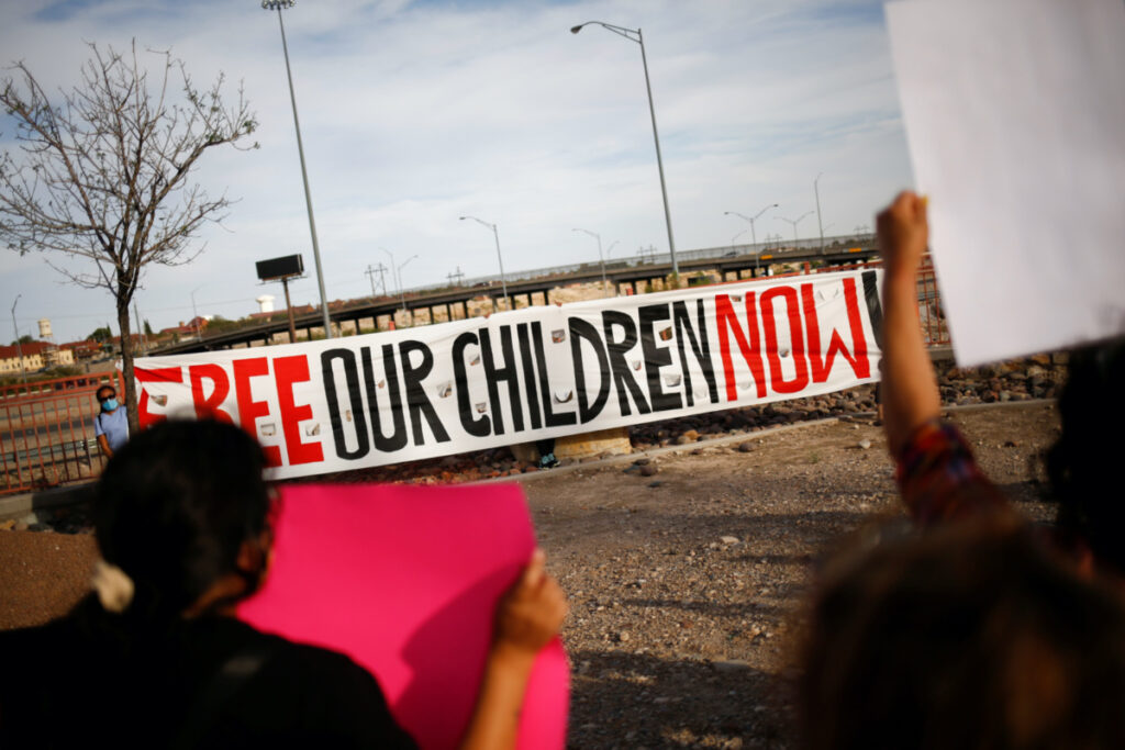 US migrant children in detention protest