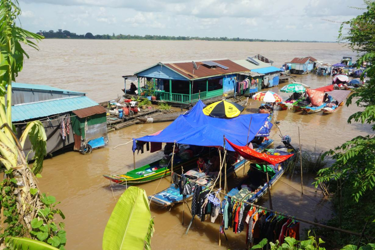 Cambodia Lauk Daek displaced boatpeople4