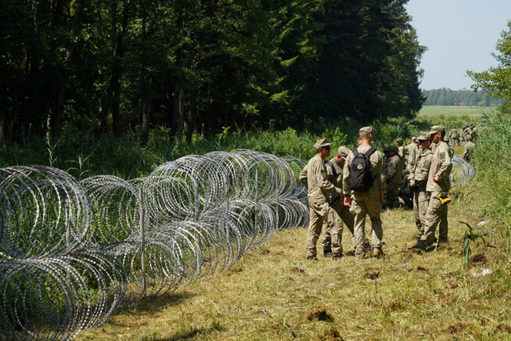 Lithuania border with Belarus soldiers