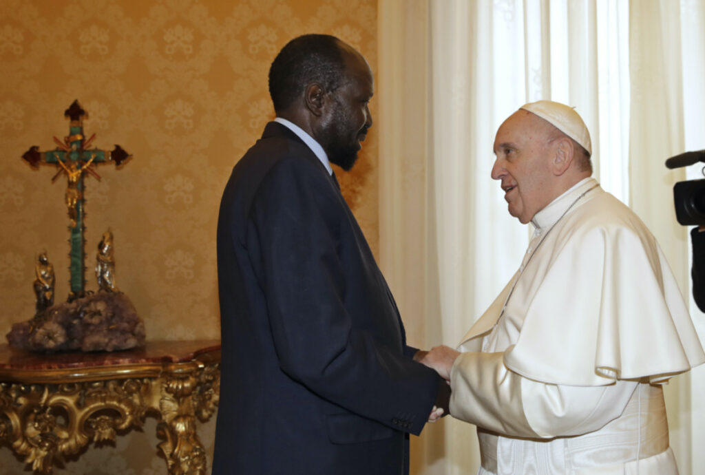Pope Francis and Salva Kiir 2019