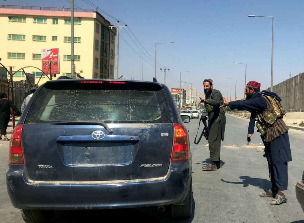 Afghanistan Kabul Taliban check vehicle