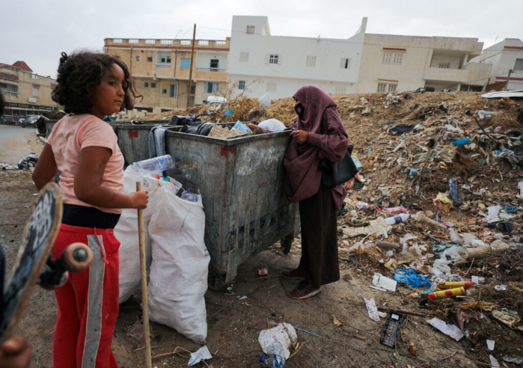 Tunisia Tunis garbage dump
