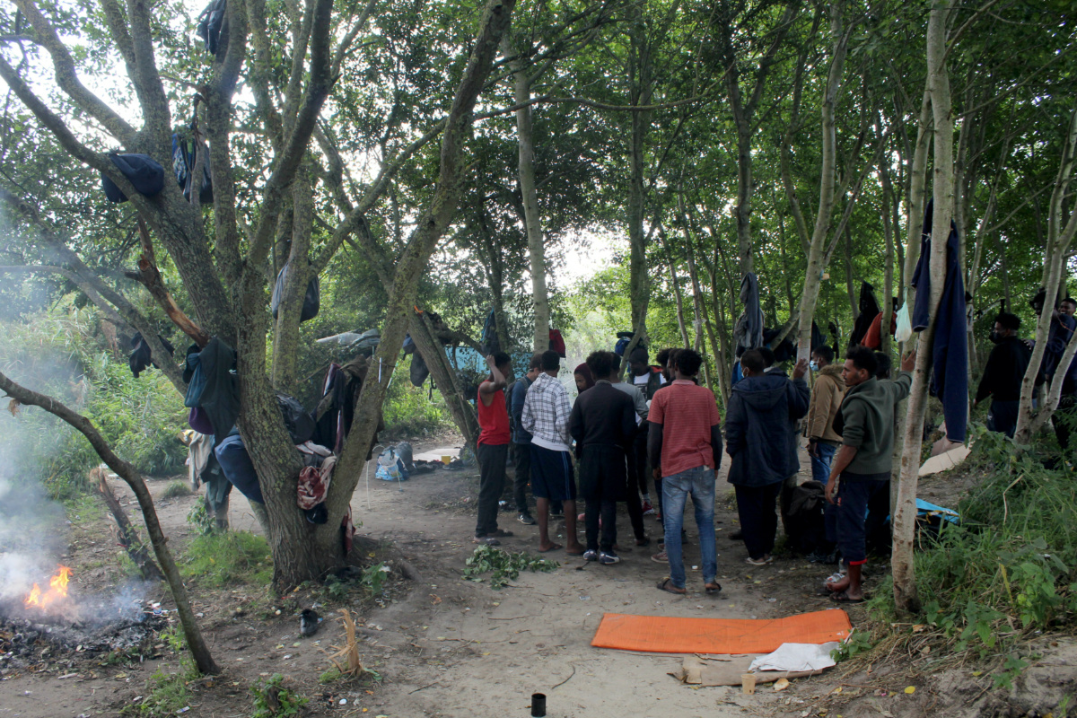 France Calais migrant camp