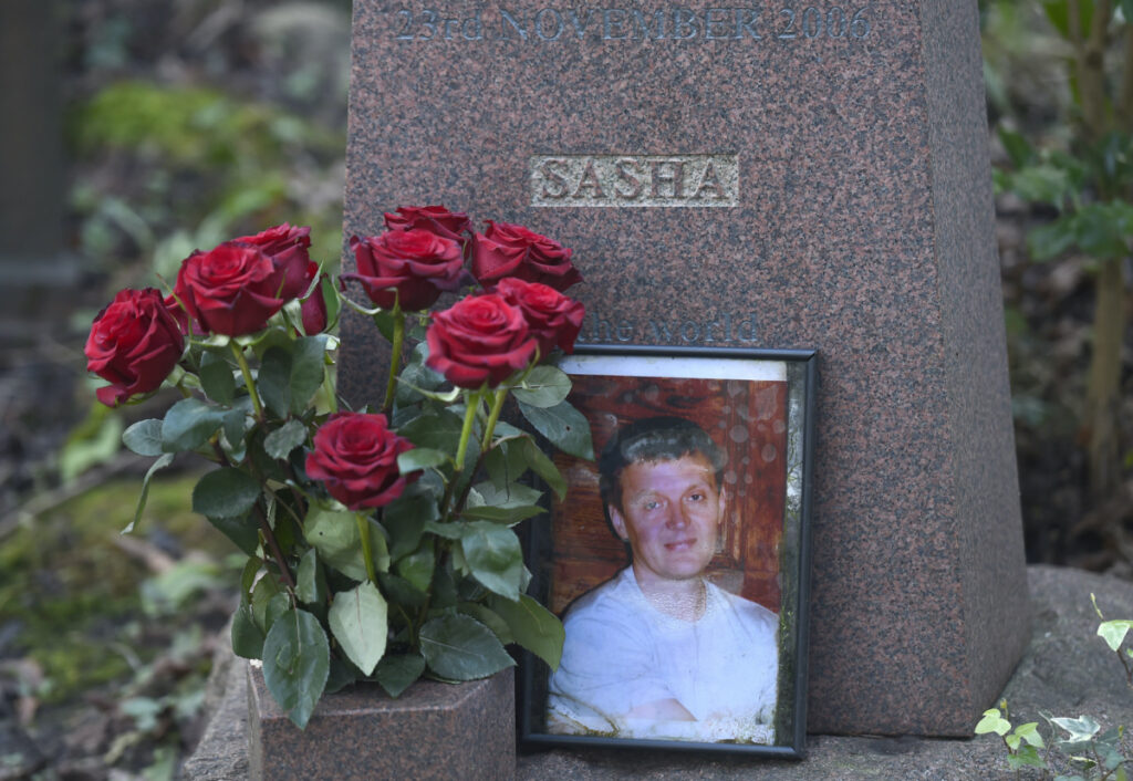 London Highgate Cemetery Grave of Alexander Litvinenko