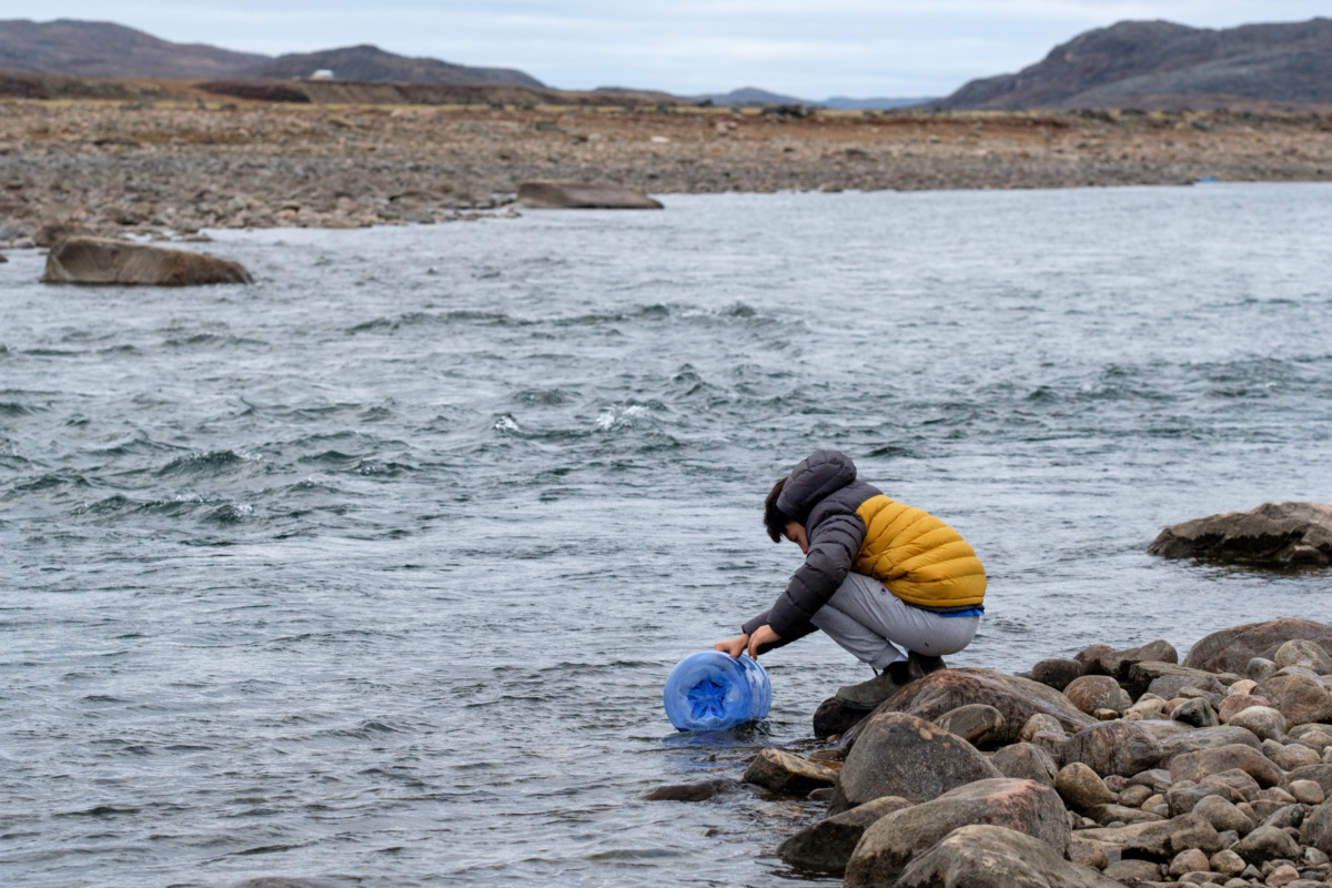 Canada Nunavut Iqaluit water collection2