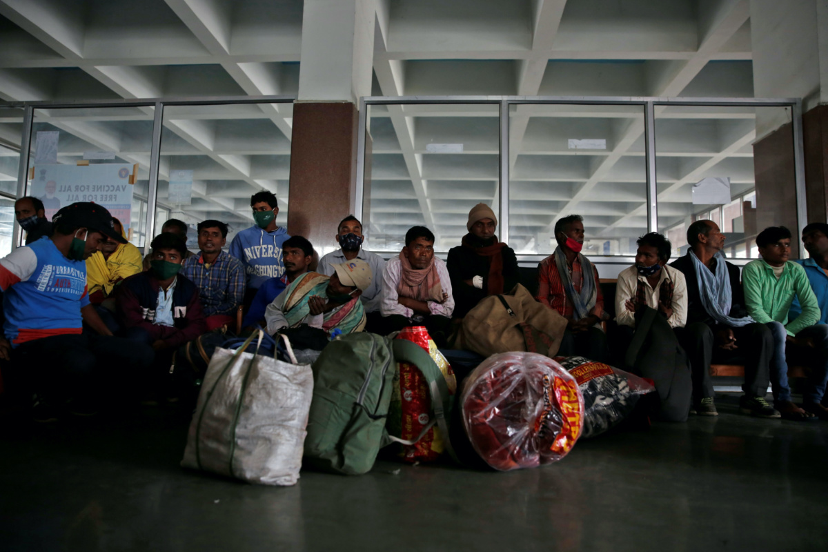 India Srinagar migrant workers