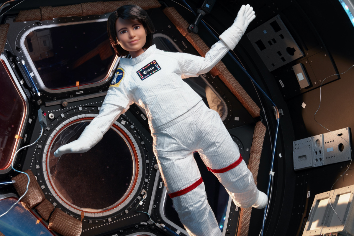 Samantha Cristoforetti Barbie in space