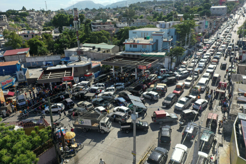 Haiti Port au Prince petrol queues