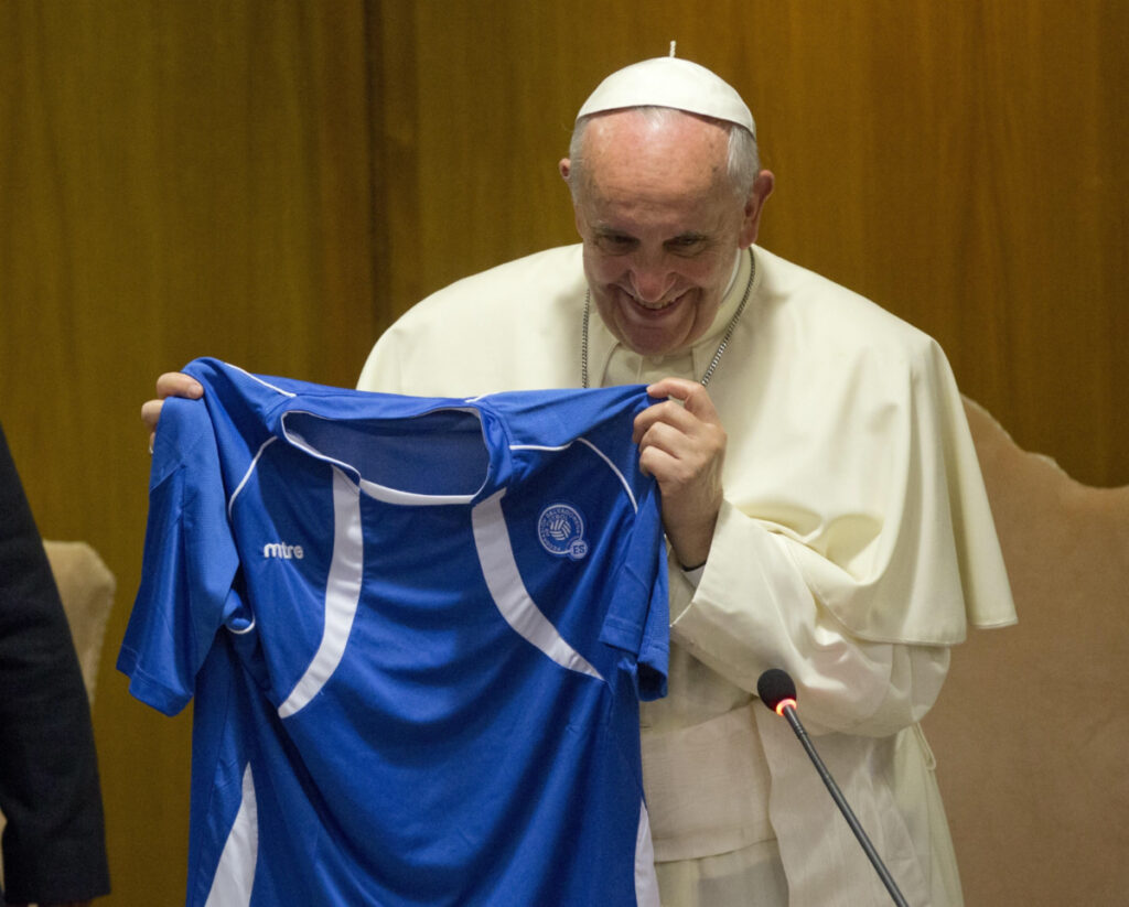Pope Francis with soccer jersey 2014