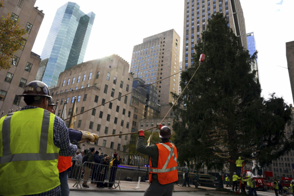 US NYC Rockefeller Center Christmas Tree