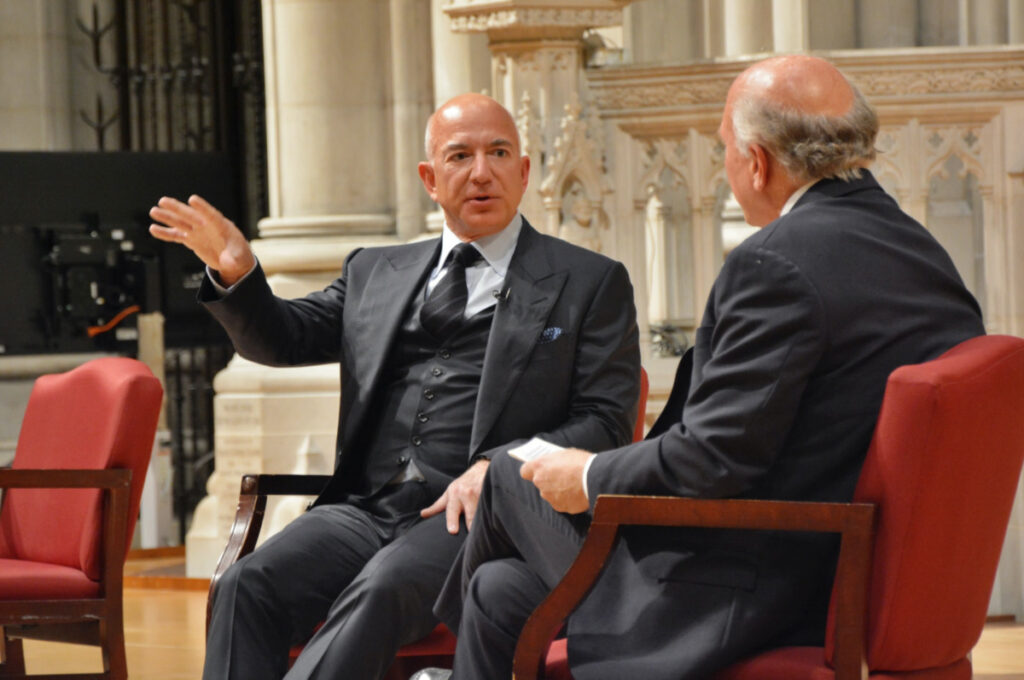 US Washington National Cathedral Jeff Bezos