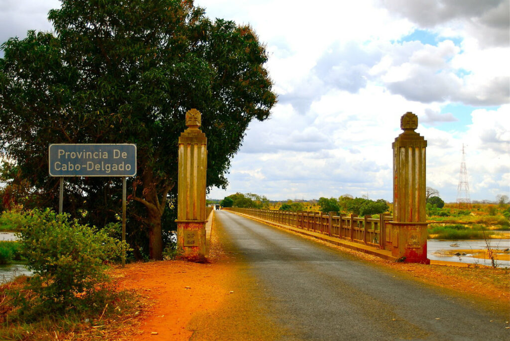 Mozambique entrance to Cabo Delgado province