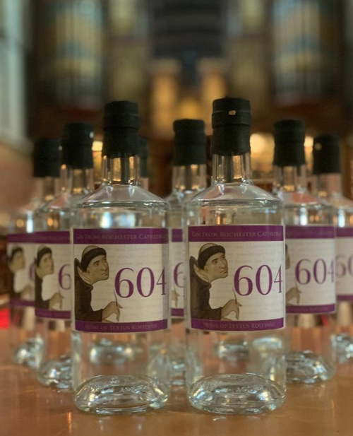 UK Rochester Cathedral 604 gin