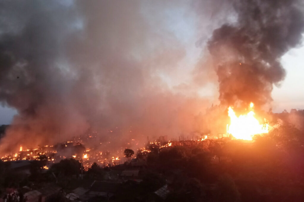 Bangladesh Coxs Bazar refugee camp fire