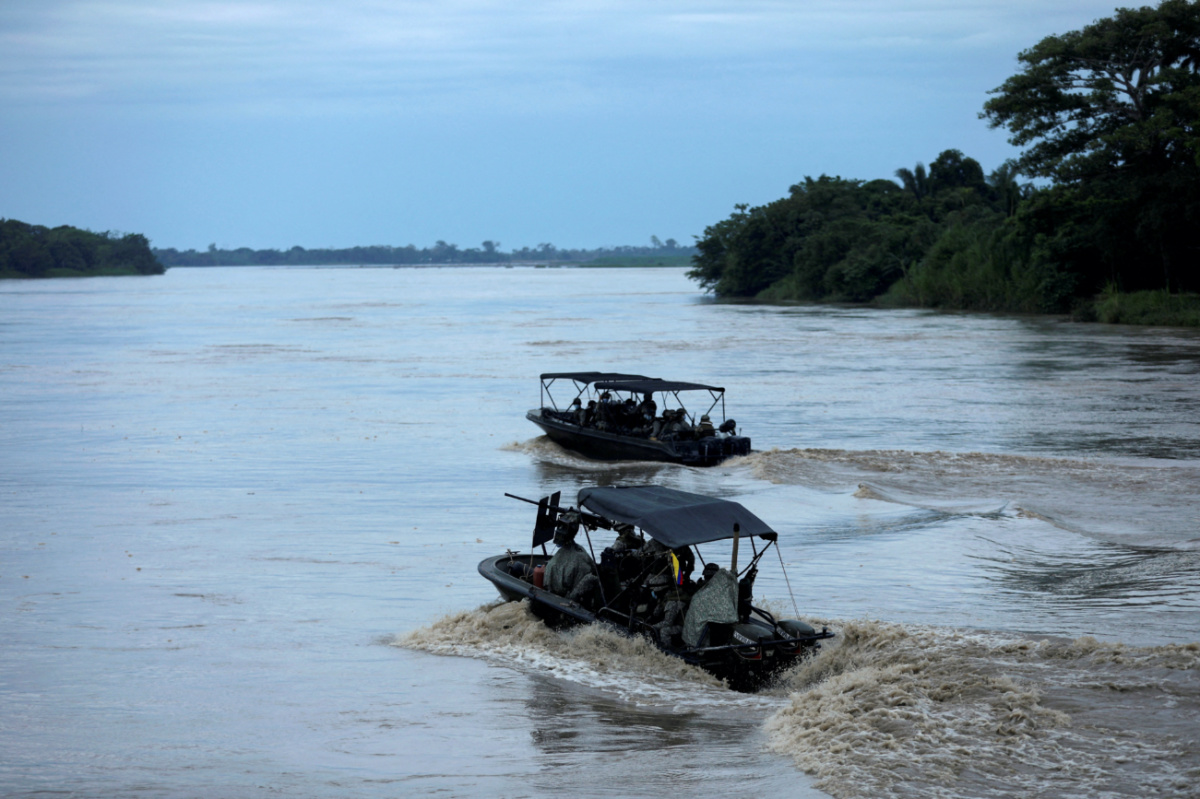 Colombia Arauca River patrol