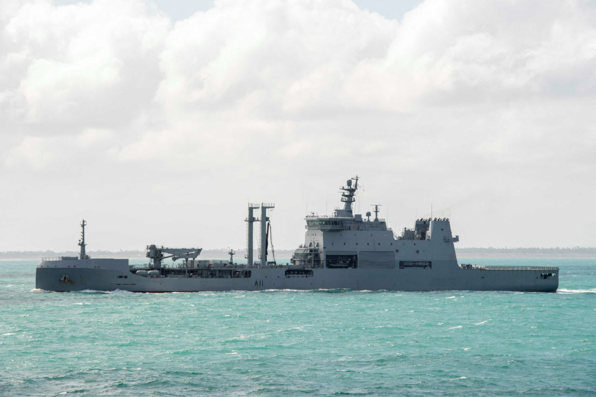Tonga Royal New Zealand Navys HMNZS Aotearoa