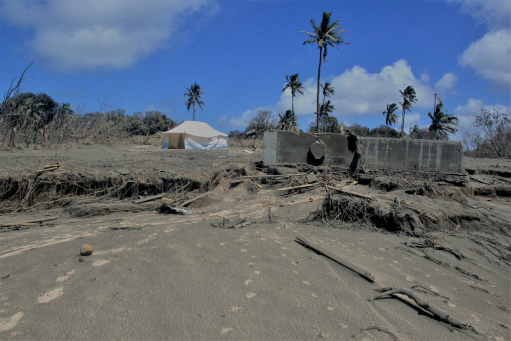 Tonga Kanokupolu tsunami and volcano aftermath