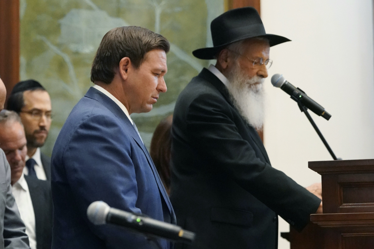 US Florida Gov Ron DeSantis and Rabbi Sholom Lipskar