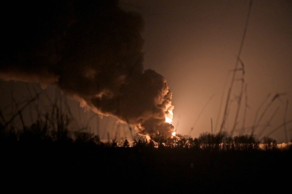 Ukraine oil depot explosion