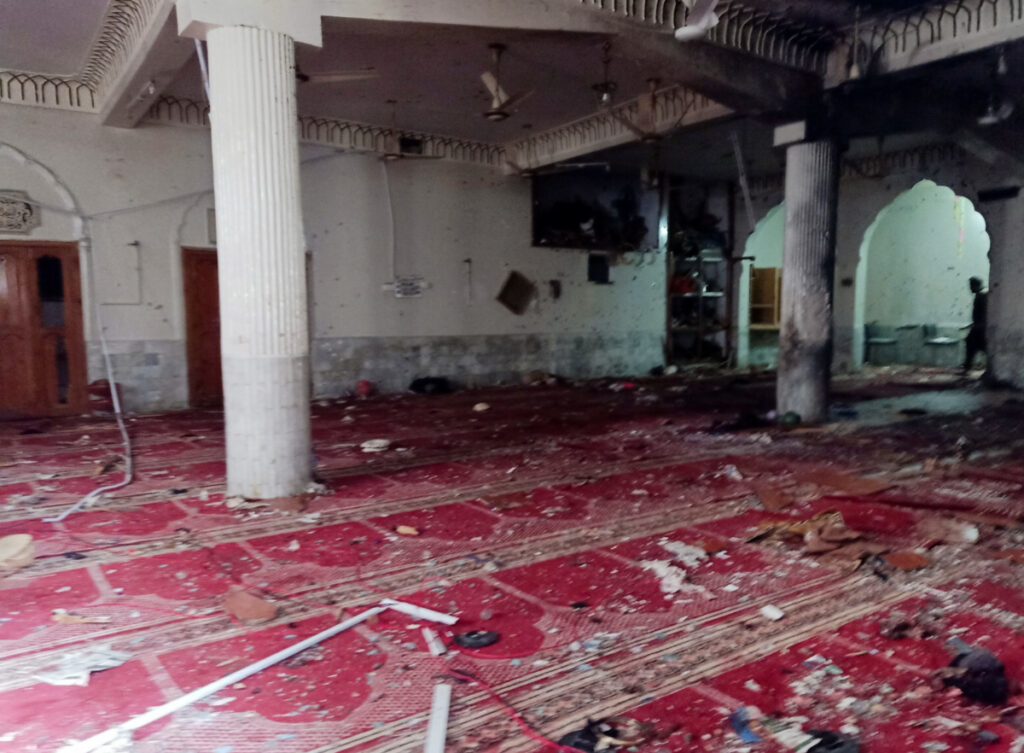 Pakistan Peshawar mosque bombing1